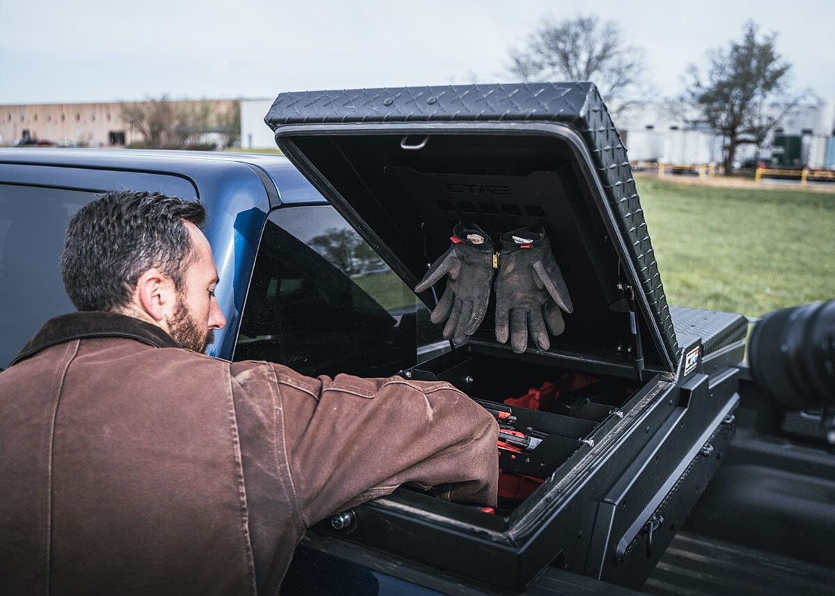 Gullwing Tool Box vs Single Lid Toolbox: Which is Better?