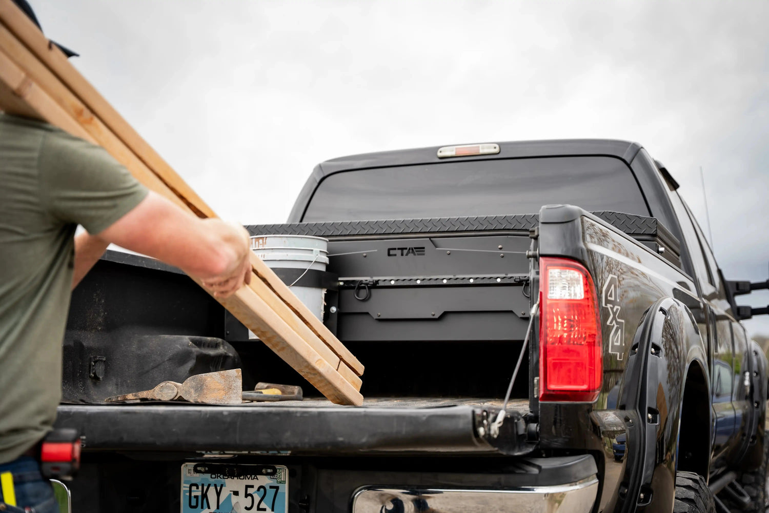Why Everyone Needs a Tool Box in Their Truck - Key Benefits of a Truck Bed Tool Box