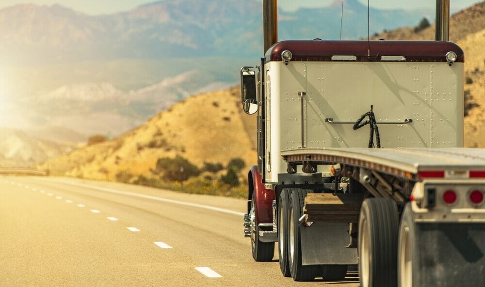 Top 10 Features in a Flatbed Tool Box