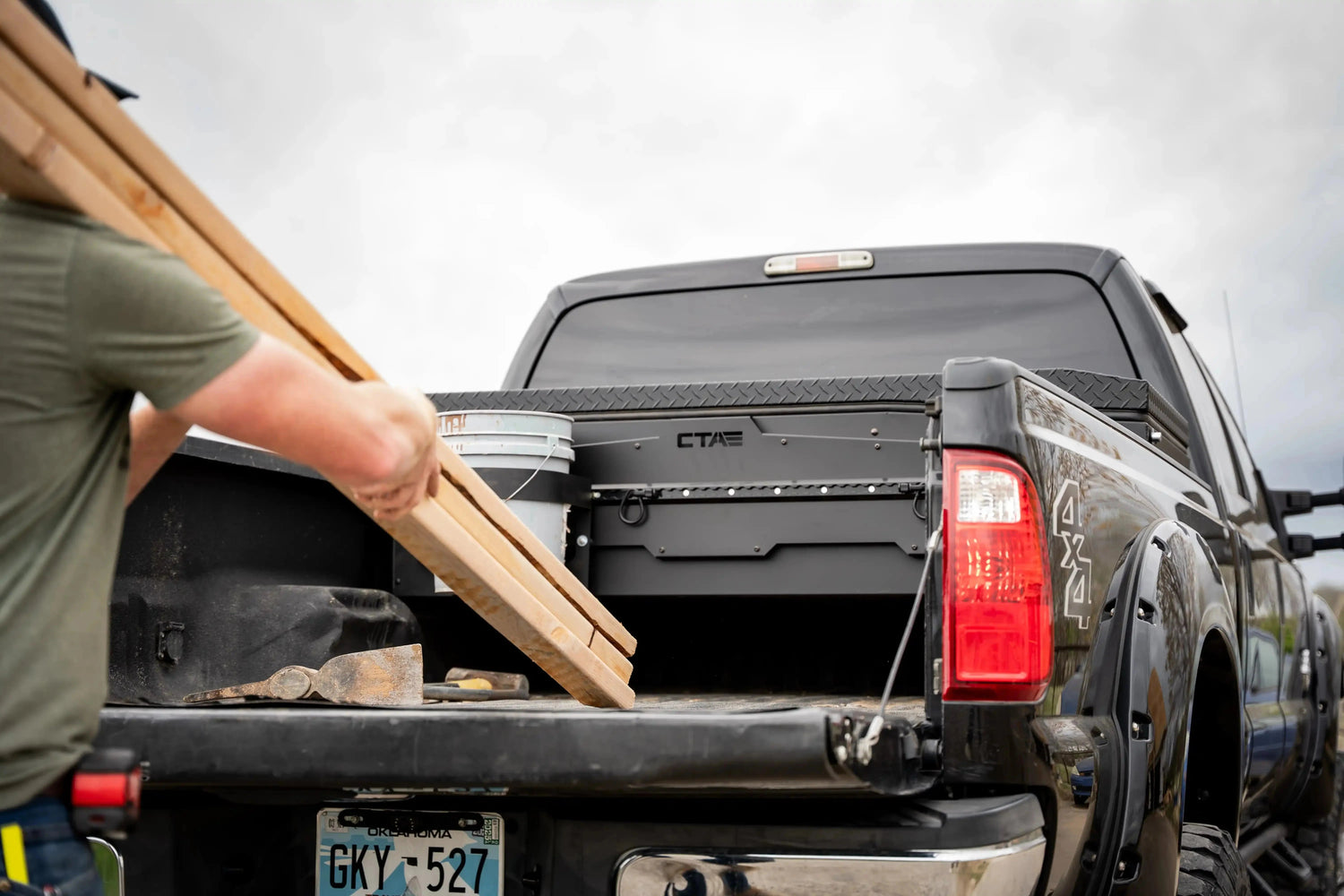 Why Everyone Needs a Tool Box in Their Truck - Key Benefits of a Truck Bed Tool Box