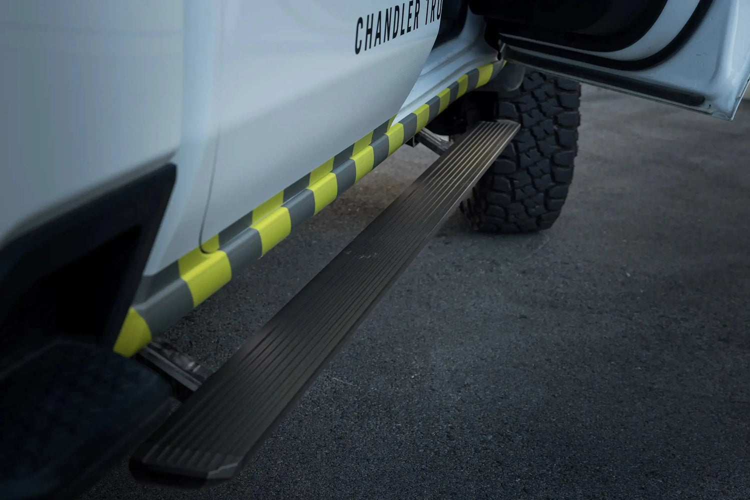 Stealth Steps for Chevy/GMC Trucks