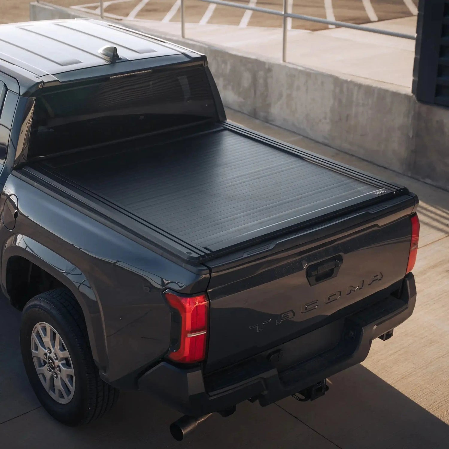 Tonneau Truck Bed Covers for Toyota Tacoma