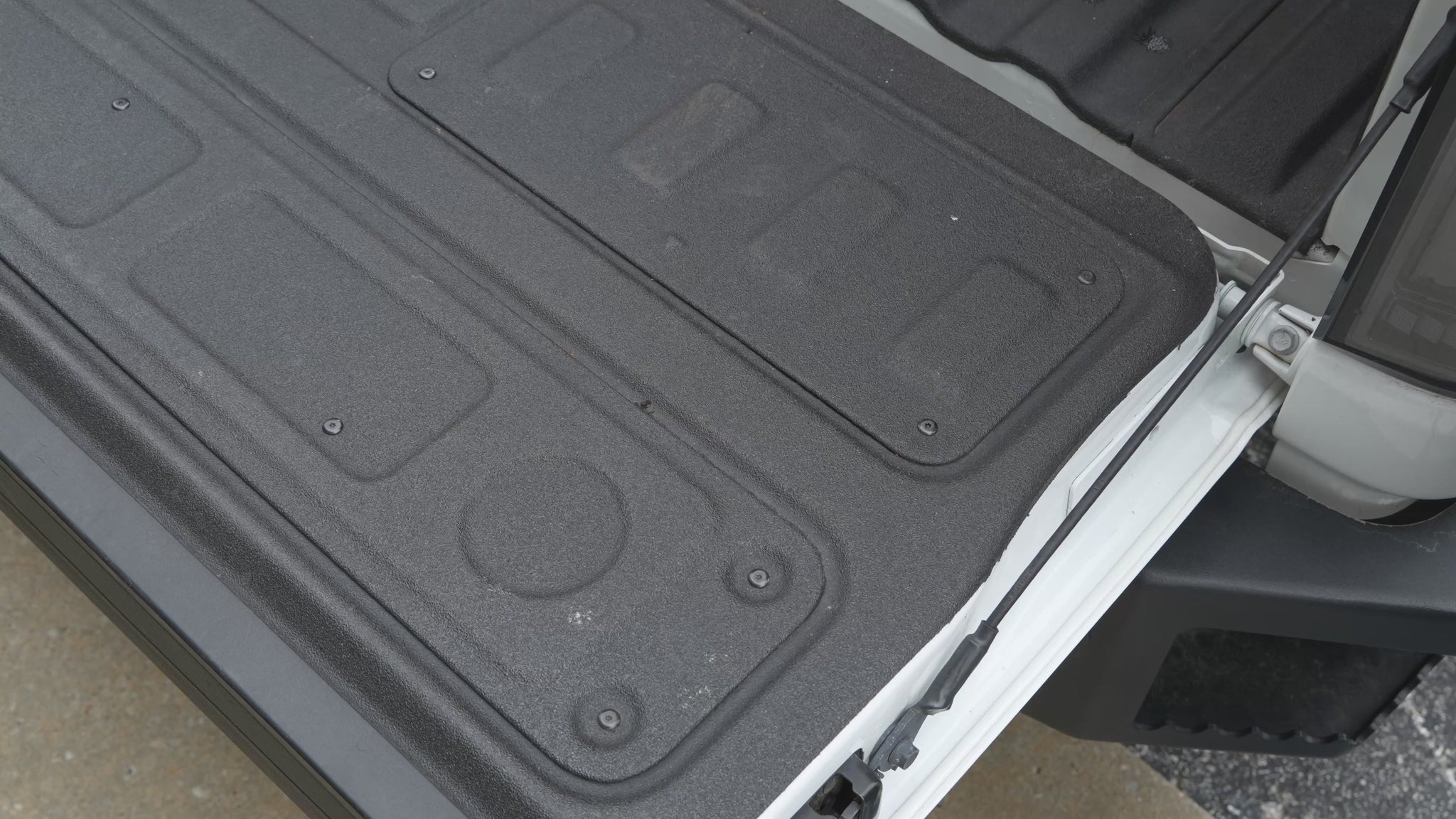 Video demonstrating the Wrench Roll Tool Bag for the ADAPT Seat Back Organizers and Truck Storage | Chandler Truck Accessories