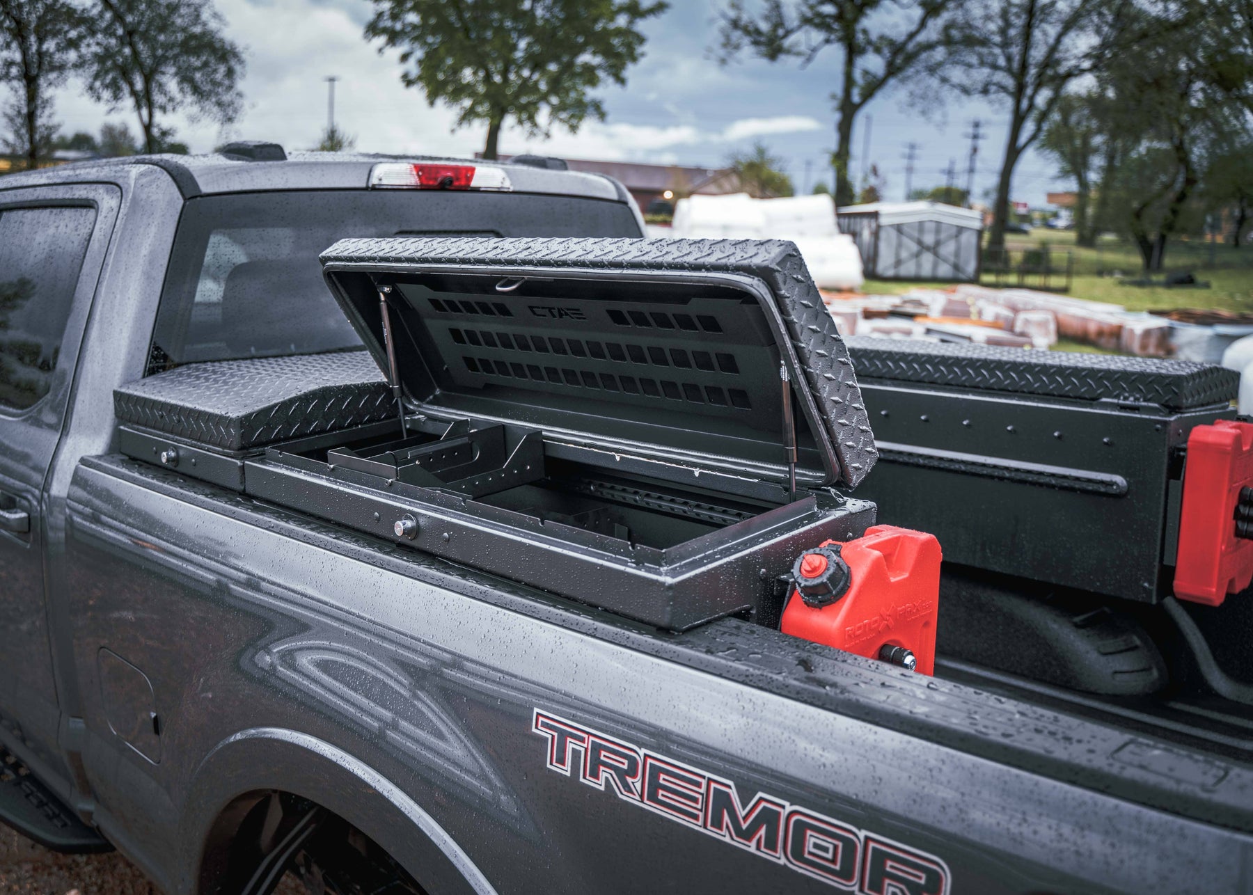 ADAPT Lo-Side Truck Toolbox | Chandler Truck Accessories