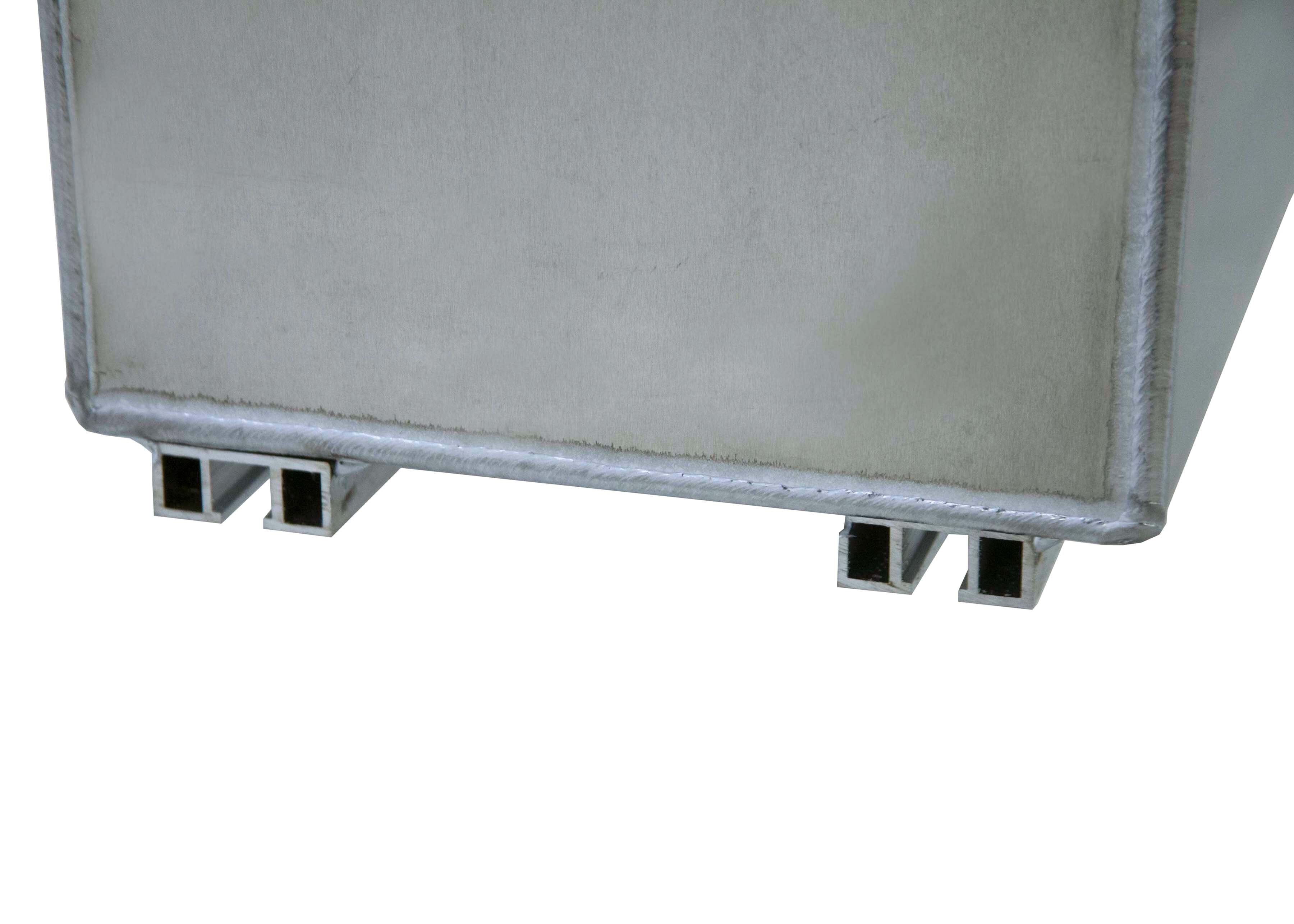 Behind The Cab Top-Open Box Chandler Truck Accessories 